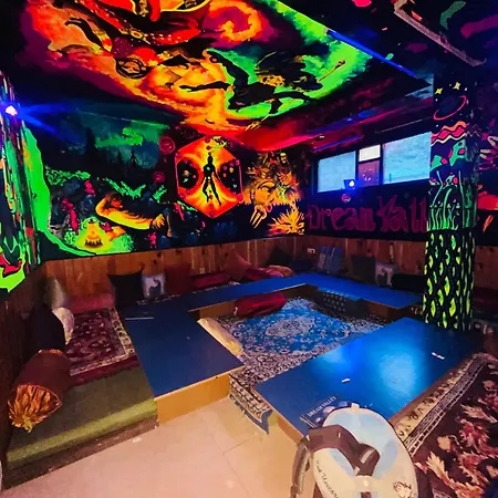 Hotel Dream Valley Kasol #Near Mall Road #River View #Parking #Gaming Zone #Open Terrace #Restaurant Exterior photo