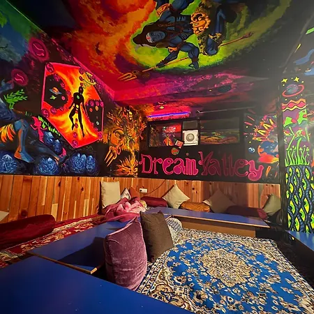 Hotel Dream Valley Kasol #Near Mall Road #River View #Parking #Gaming Zone #Open Terrace #Restaurant Exterior photo