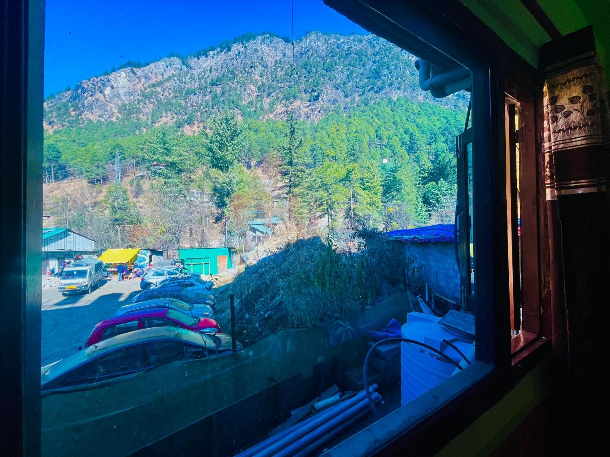 Dream Valley #near Mall Road #river View #parking #gaming Zone #open Terrace #restaurant * Kasol