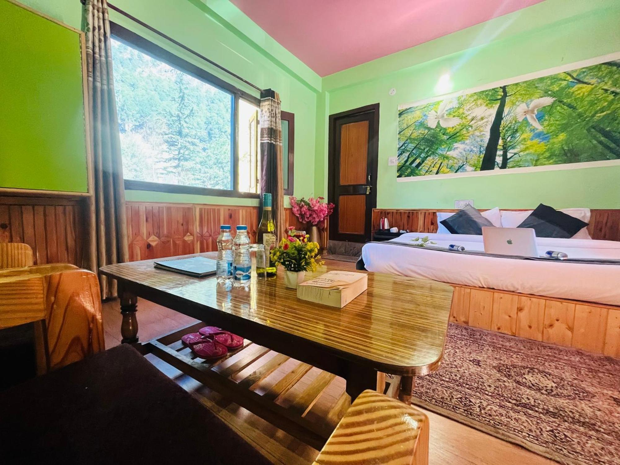 Dream Valley #near Mall Road #river View #parking #gaming Zone #open Terrace #restaurant