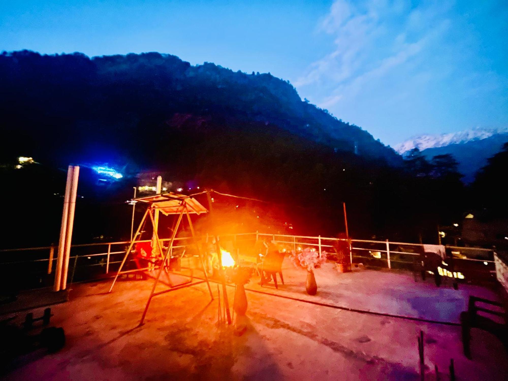 Dream Valley #near Mall Road #river View #parking #gaming Zone #open Terrace #restaurant * Kasol